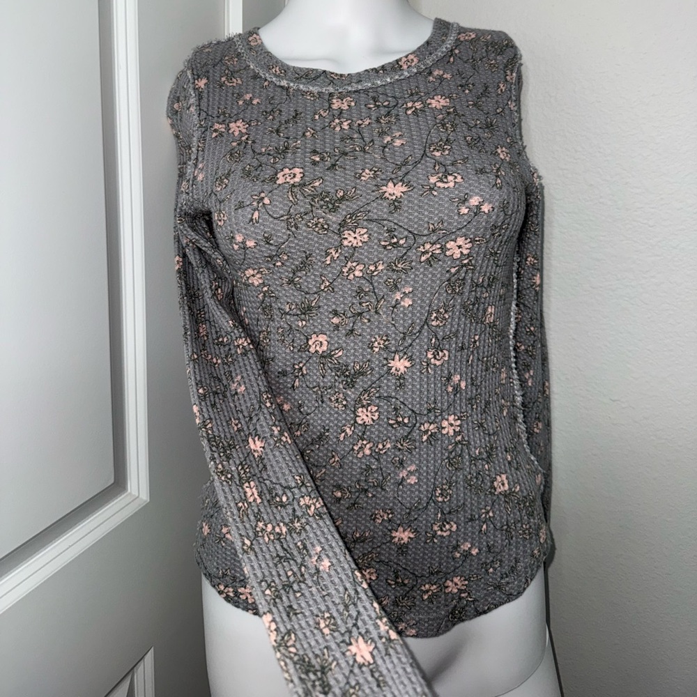 Free People NWT We The Free Pretty Little Thermal - Picture 3 of 5